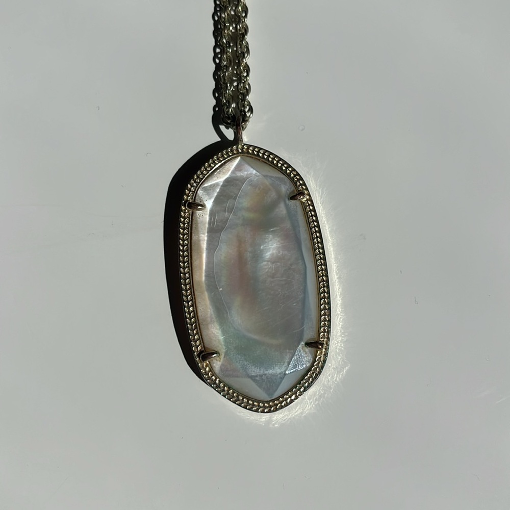 Kendra Scott Rae Necklace - Picture 2 of 3